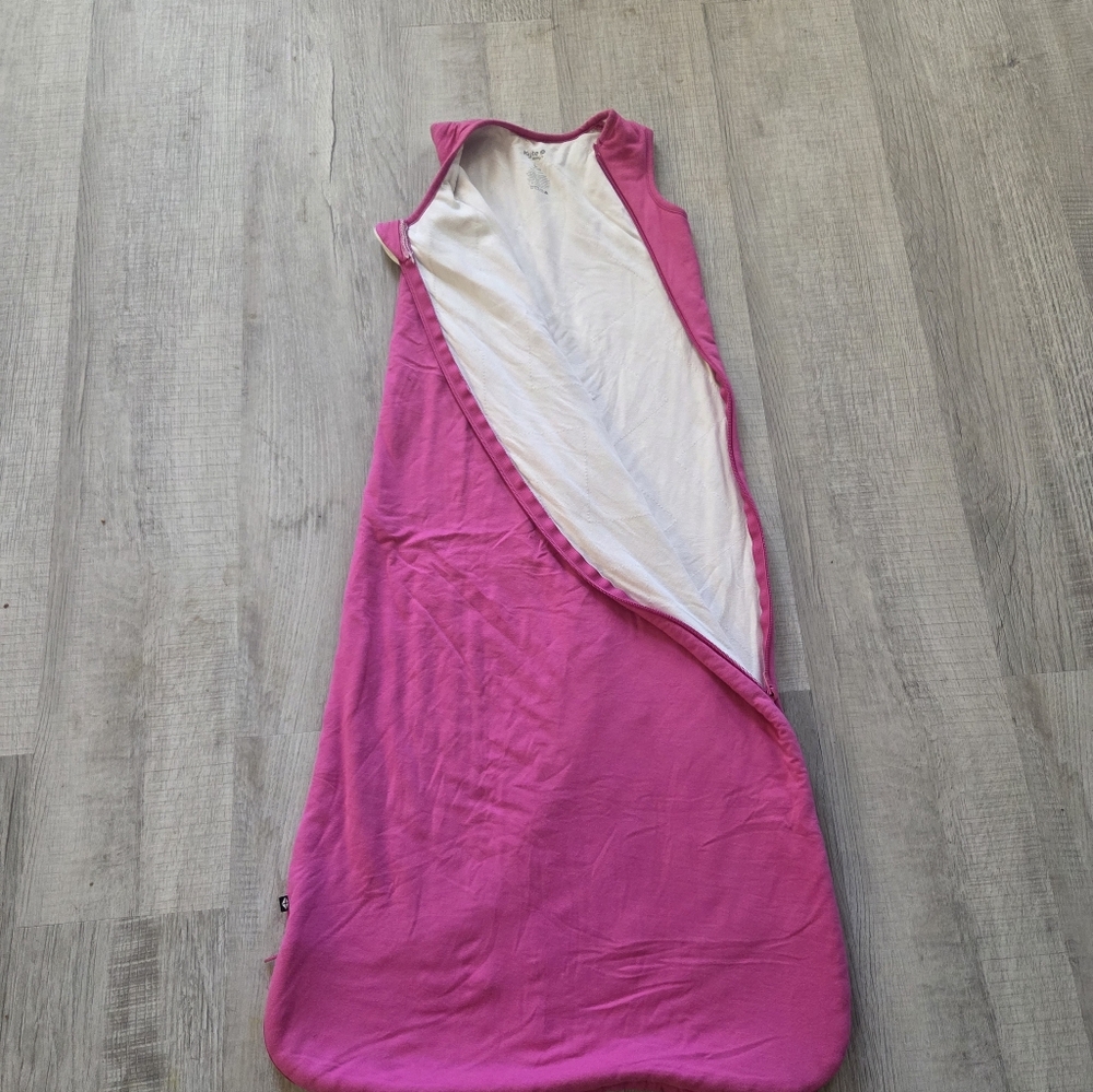 Kyte BABY Hot Pink Sleeveless Sleep Sack with White Lining